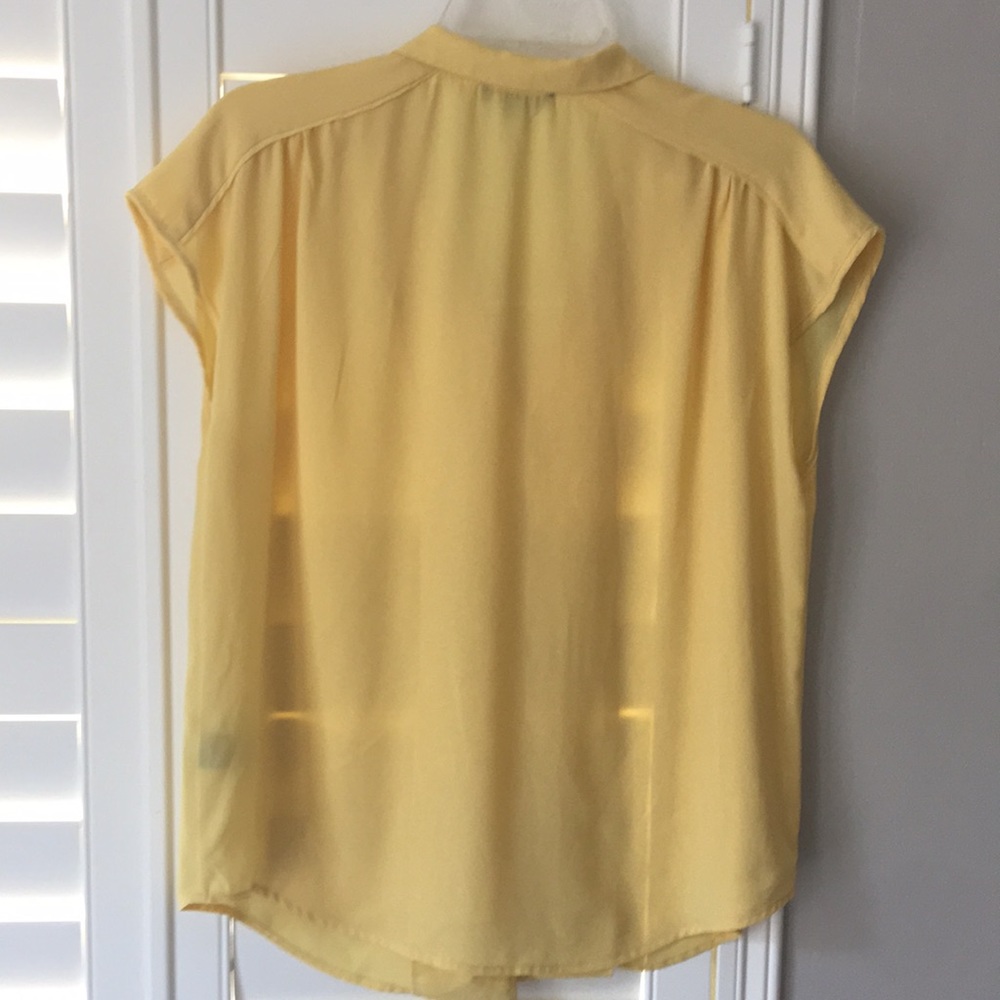 Yellow button front blouse - Picture 2 of 5